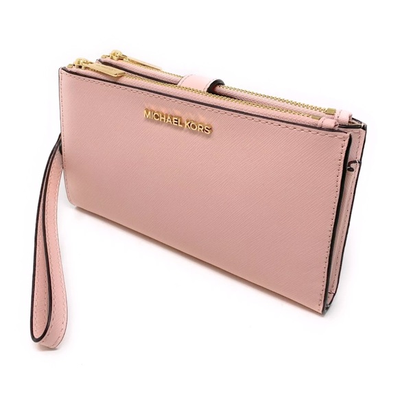 Michael Kors Handbags - Michael Kors Jet Set Travel Double Zip Phone Wristlet Wallet